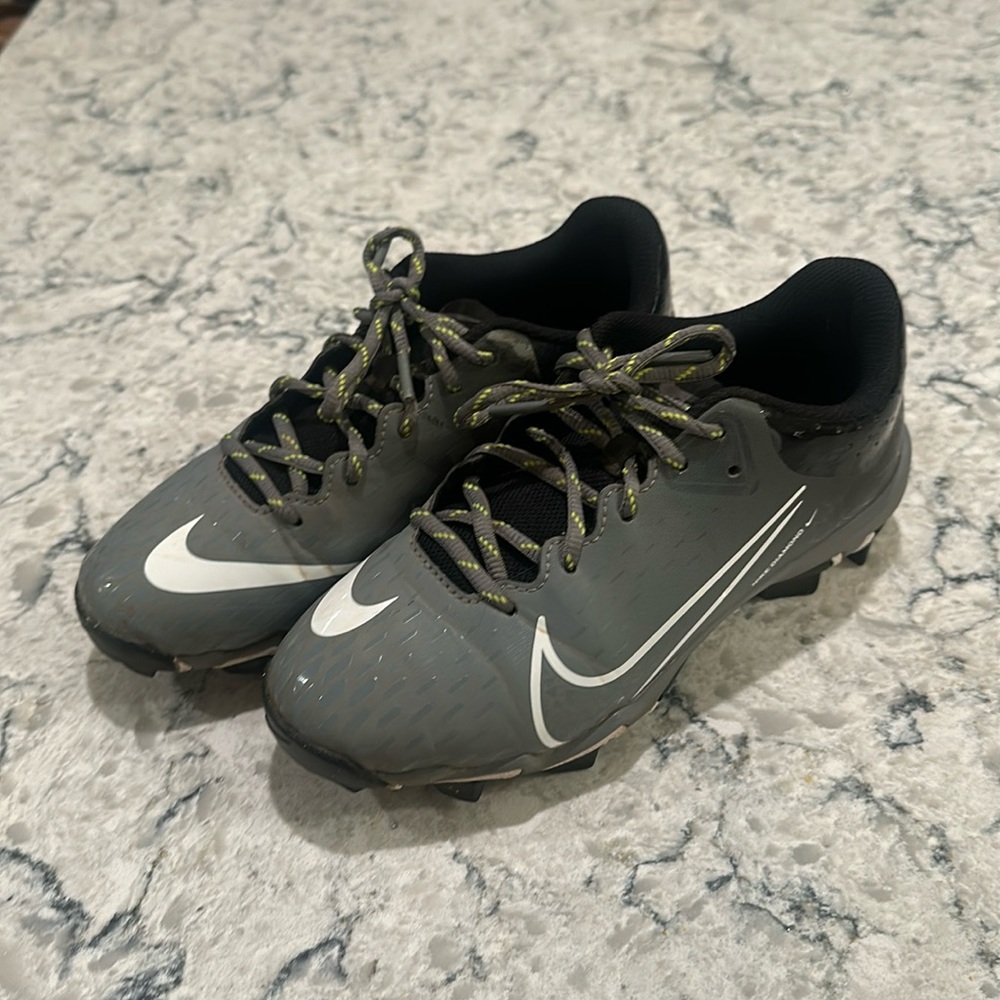 Girls Softball Cleats